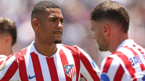 Samuel Lino volta ao Flamengo